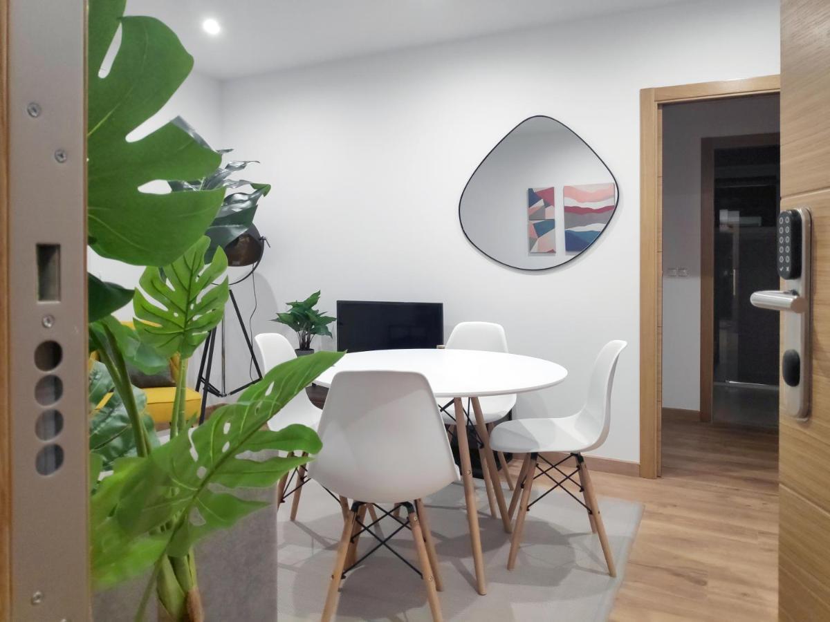 Apartamentos Rey By Como En Casa Santiago de Compostela Exteriör bild
