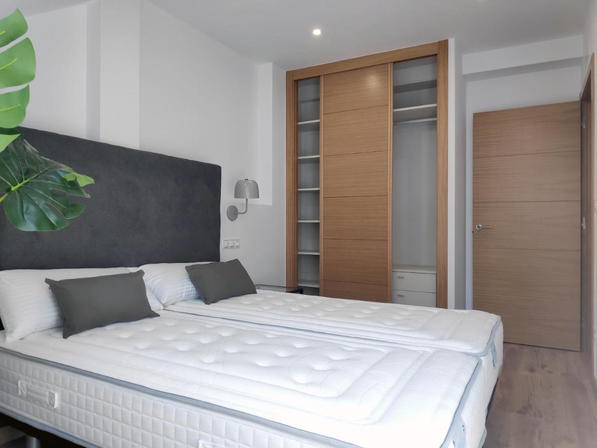 Apartamentos Rey By Como En Casa Santiago de Compostela Exteriör bild